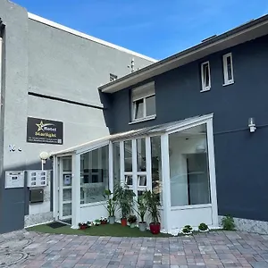 https://starlight.hotelsheidelberg.net